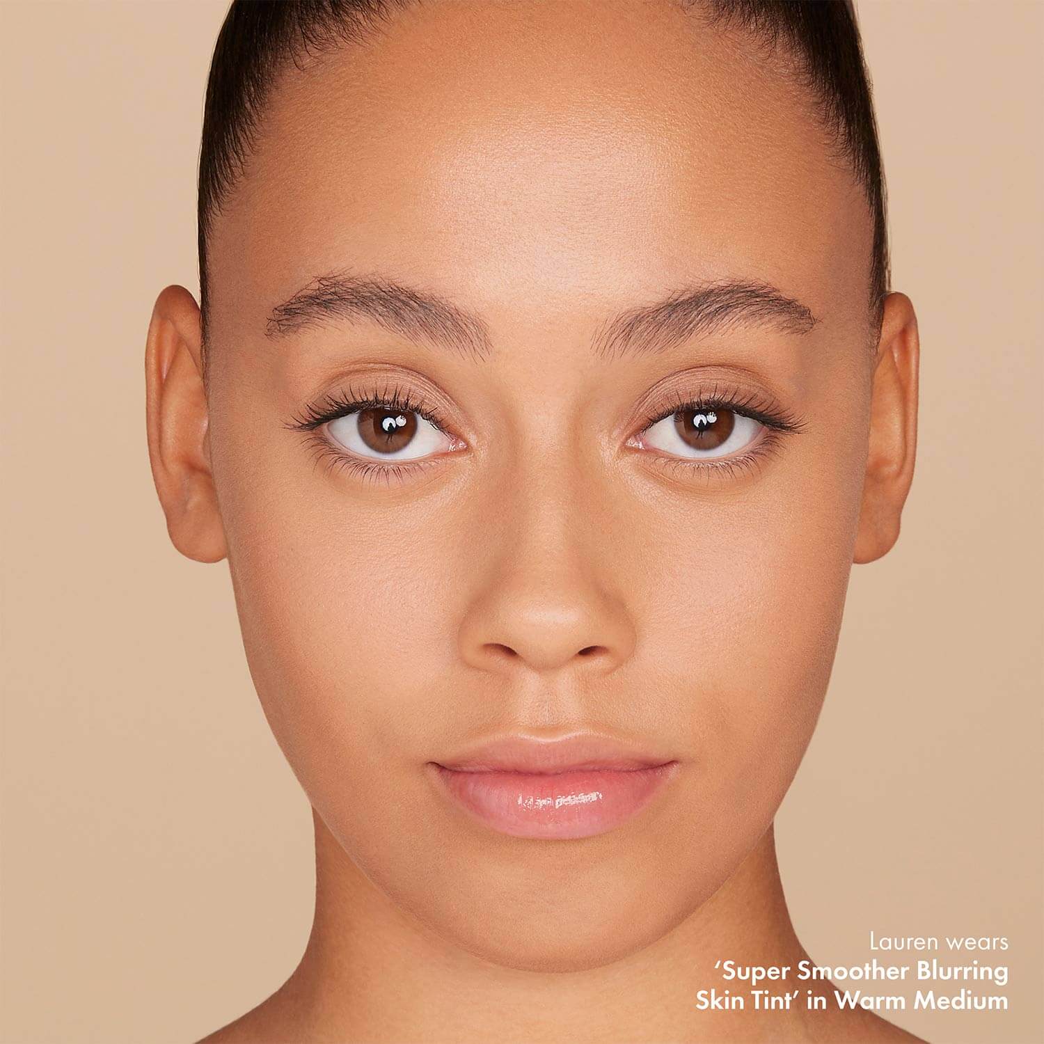 SUPER SMOOTHER BLURRING SKIN TINT (TINTE HIDRATANTE PARA LA PIEL)